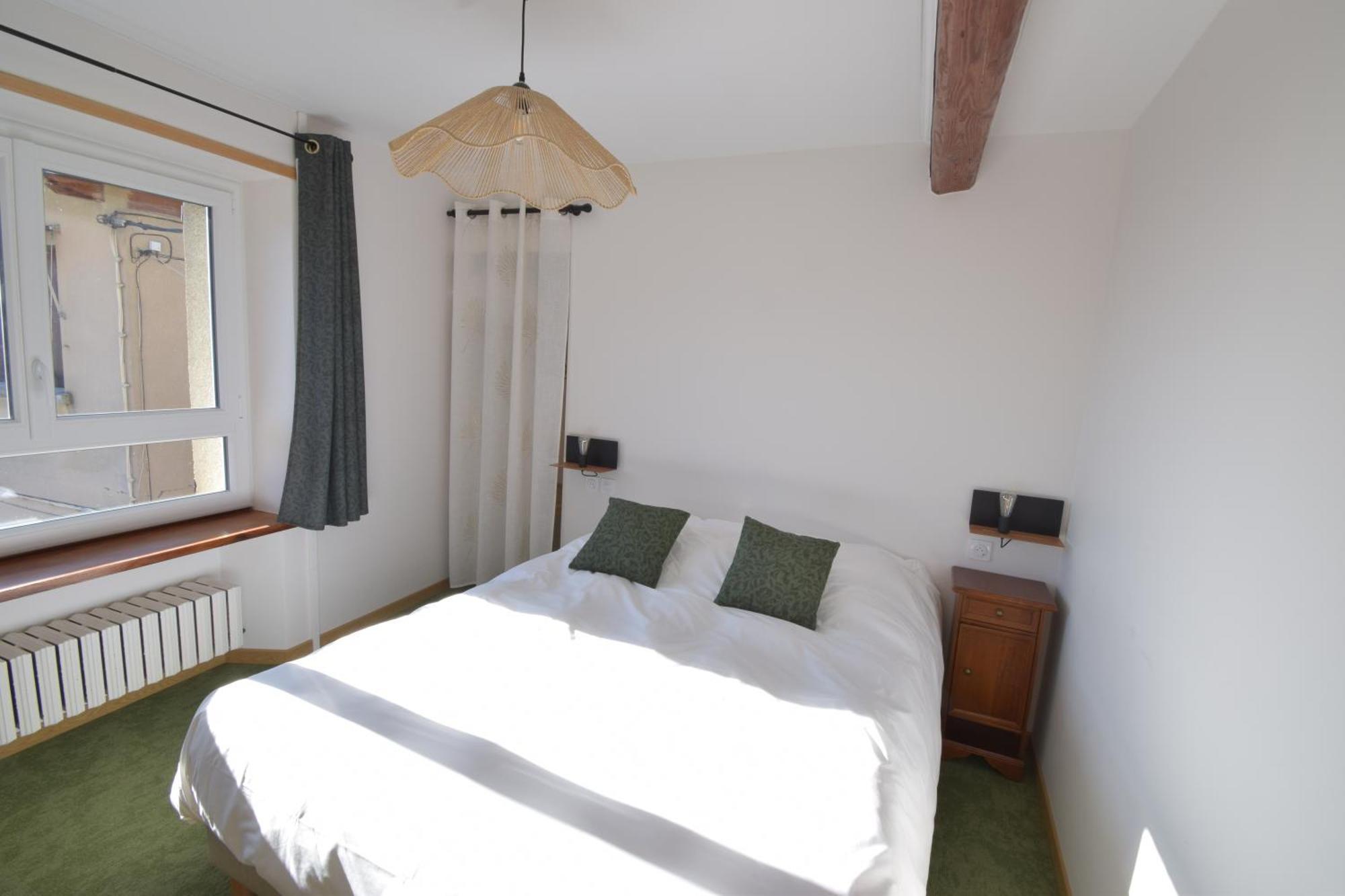 Hotel Les Chenets Saint-Julien-en-Champsaur Экстерьер фото