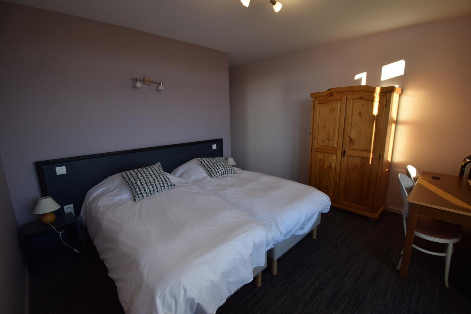 Hotel Les Chenets Saint-Julien-en-Champsaur Экстерьер фото
