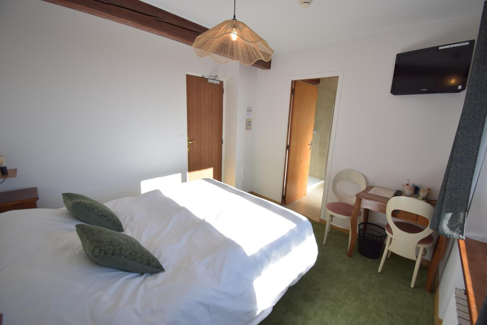 Hotel Les Chenets Saint-Julien-en-Champsaur Экстерьер фото