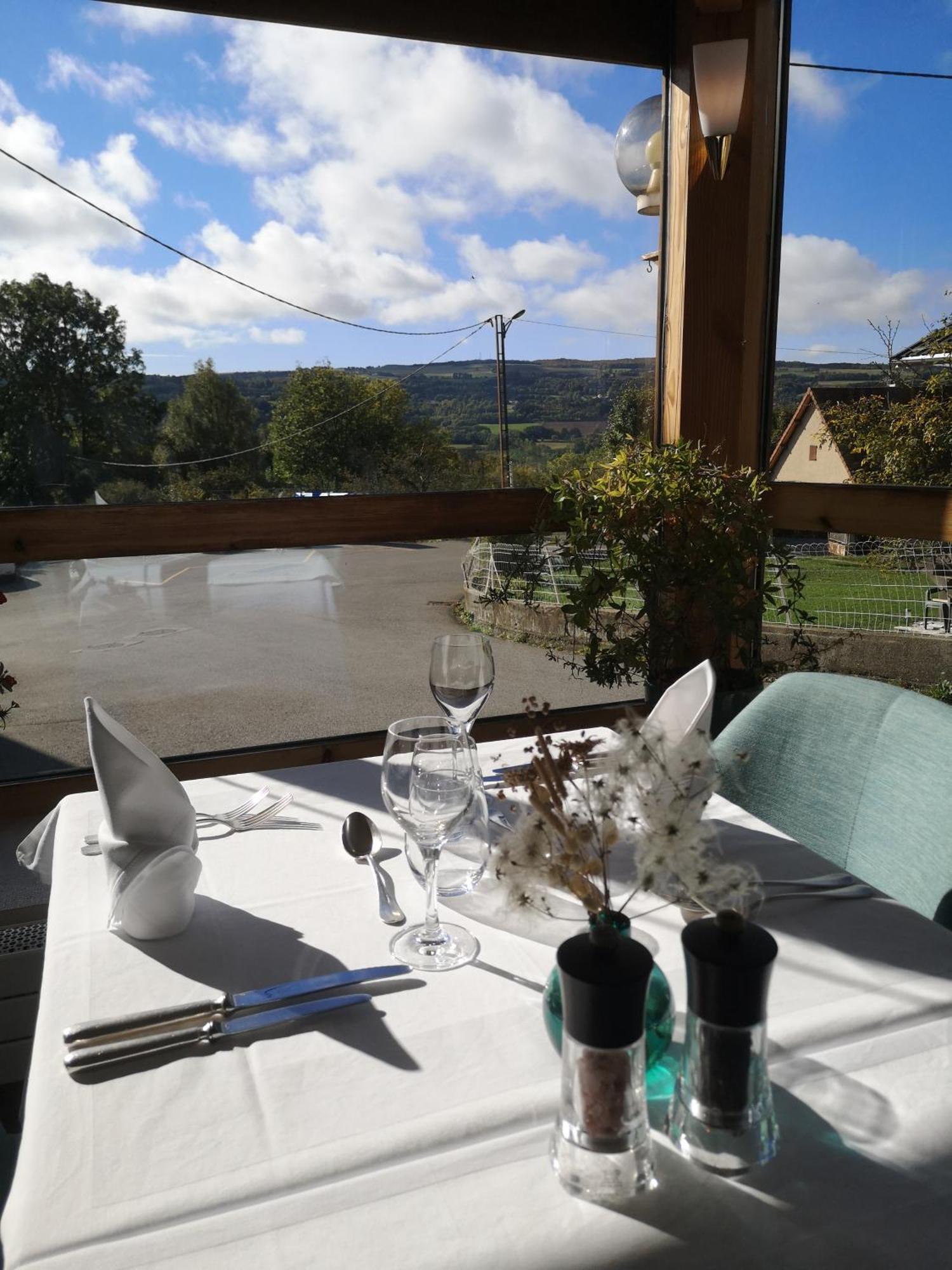 Hotel Les Chenets Saint-Julien-en-Champsaur Экстерьер фото