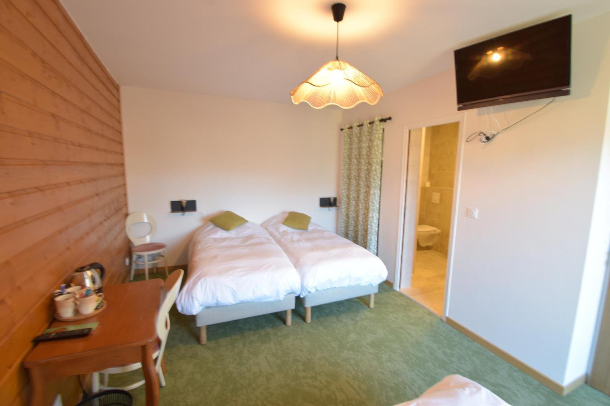 Hotel Les Chenets Saint-Julien-en-Champsaur Экстерьер фото