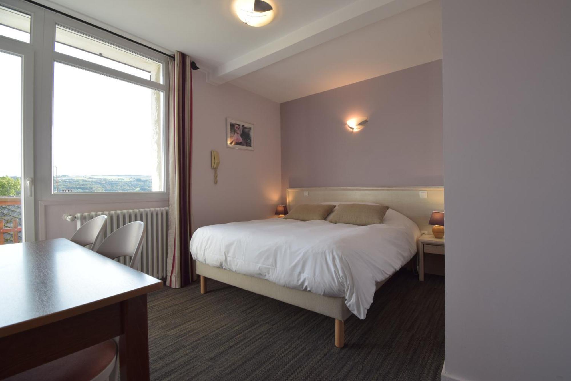 Hotel Les Chenets Saint-Julien-en-Champsaur Экстерьер фото