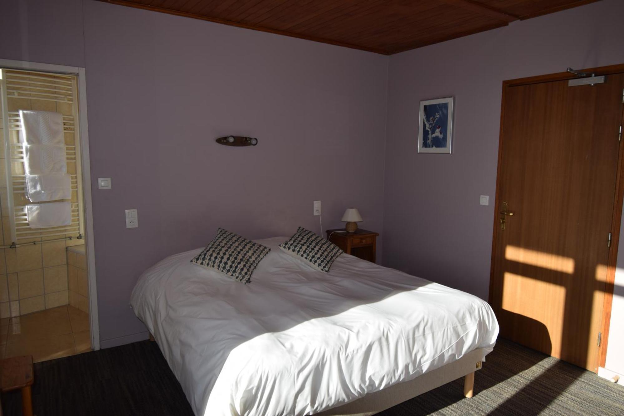 Hotel Les Chenets Saint-Julien-en-Champsaur Экстерьер фото